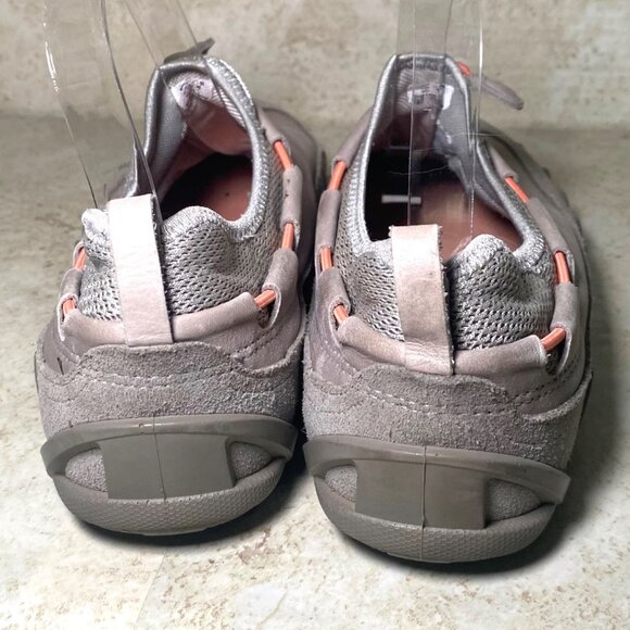 Ecco Womens Gray Suede & Leather Slip-On Shoes Toggle Closure Gorpcore Casual - Picture 6 of 12